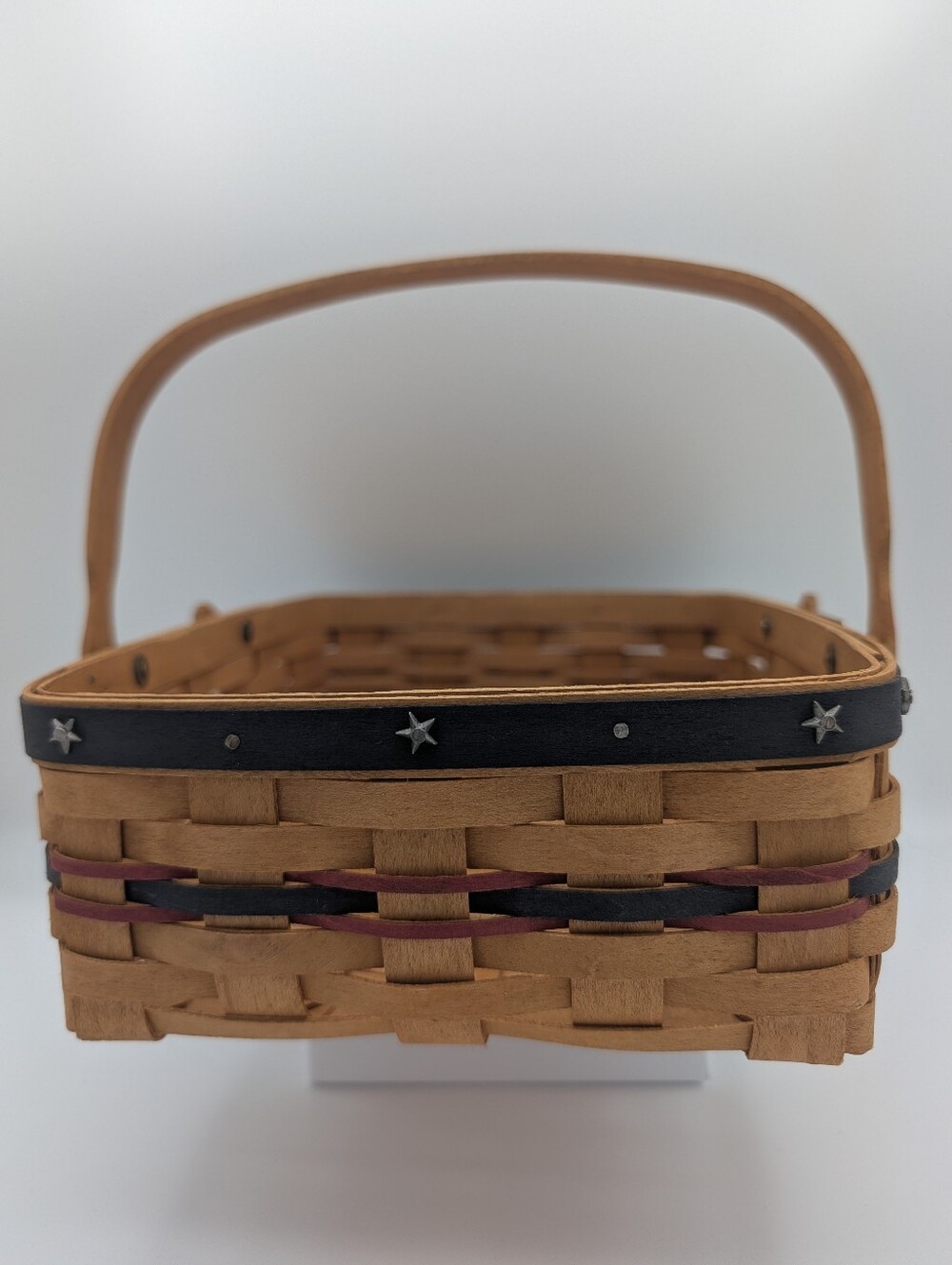 Longaberger Bee 2004 Basket, Liner, Protector Accented w/Red, Blue & Stars - Picture 7 of 9